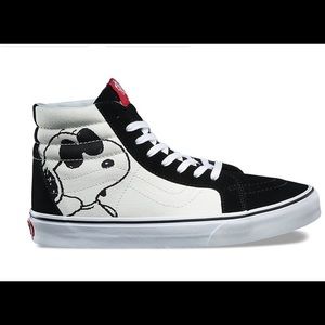 Vans sk8-hi re-issue. Peanuts joe cool. Size 9.